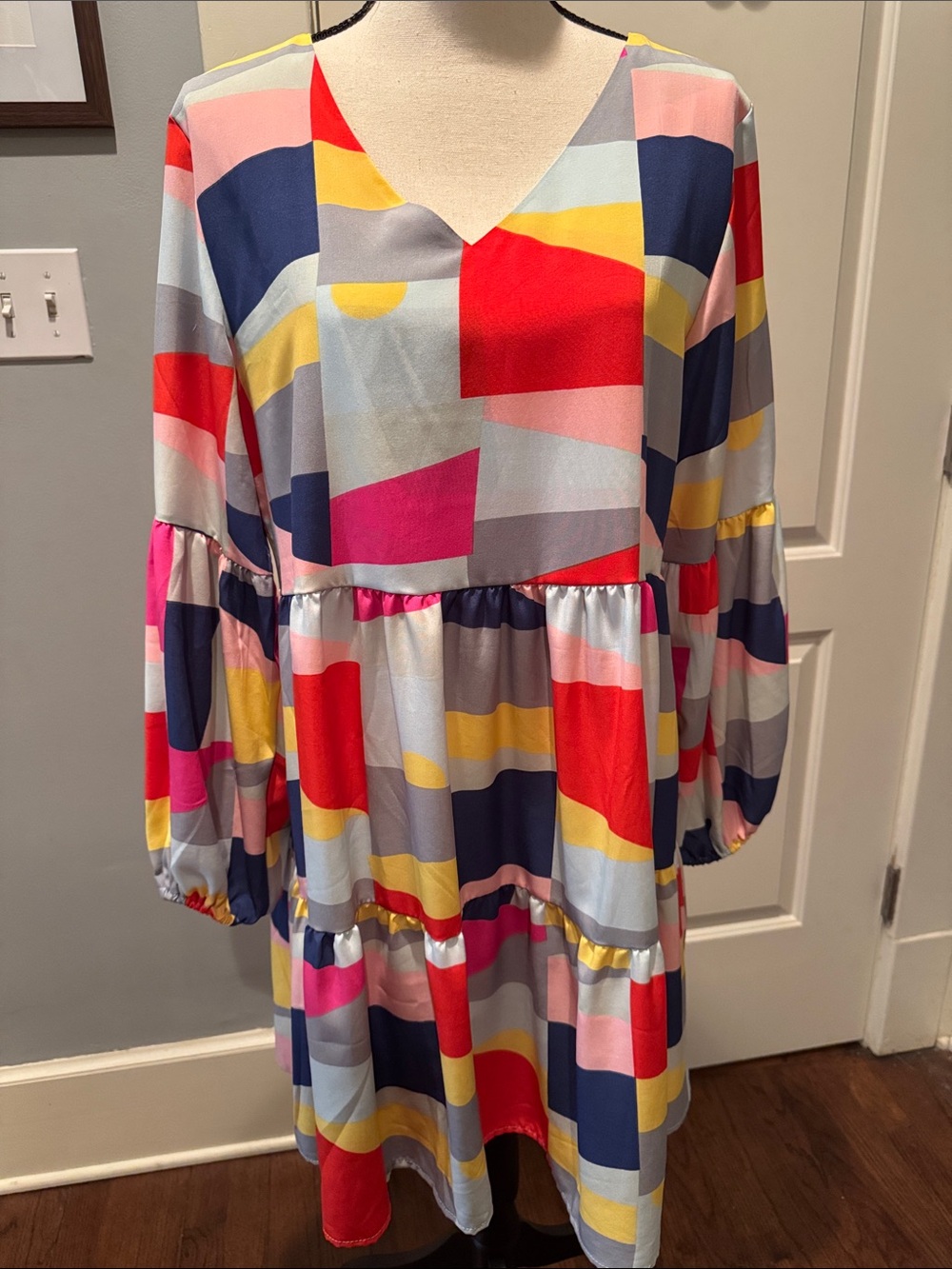 Multicolor Geometric Tiered V-Neck Casual Dress